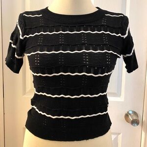 Black and White Fitted Ribbed Short Sleeve Tee